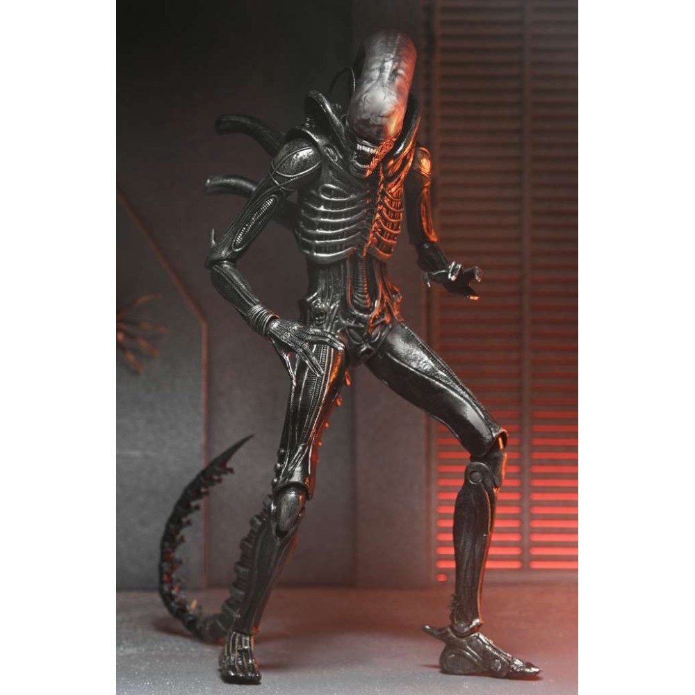 ALIEN ROMULUS XENOMORPH XX121 ULTIMATE ACTION FIGURE NECA