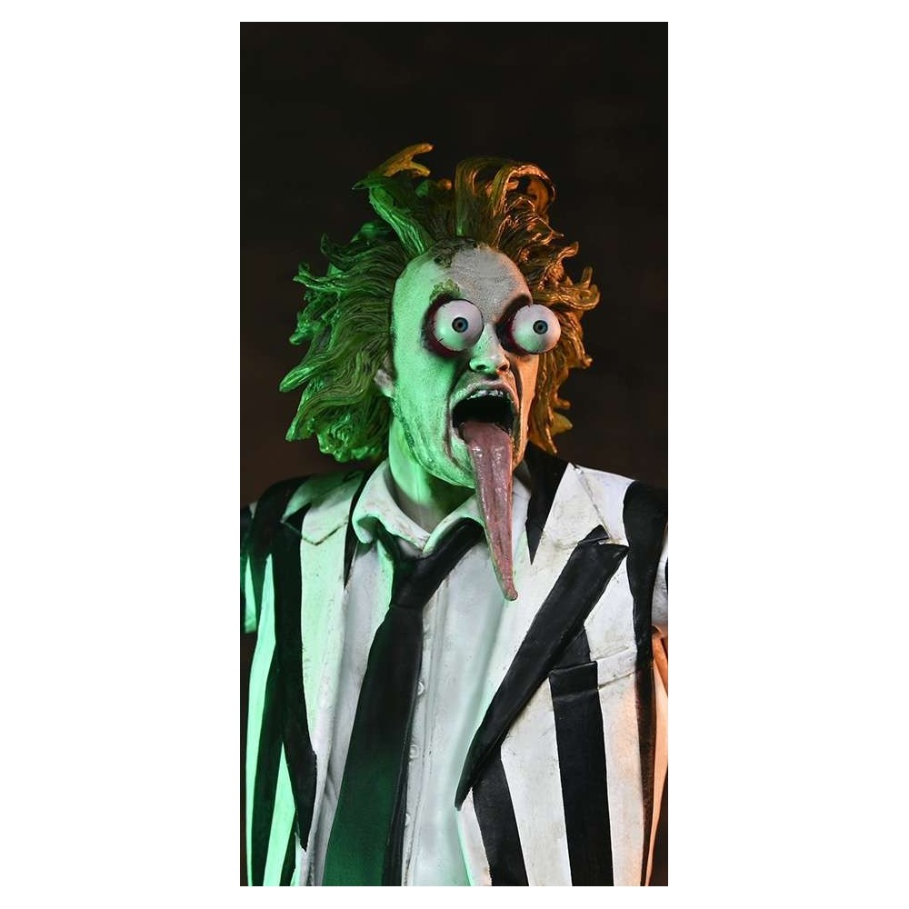 BEETLEJUICE BEETLEJUICE ULTIMATE STRIPED SUIT BETTLEJUICE ACTION FIGURE NECA