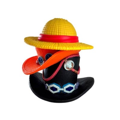 ONE PIECE STACK OF HATS COIN BANK SALVADANAIO PLASTOY