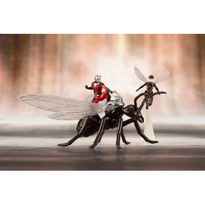 ASTONISHING ANTMAN AND WASP ARTFX+ STATUE FIGURE KOTOBUKIYA