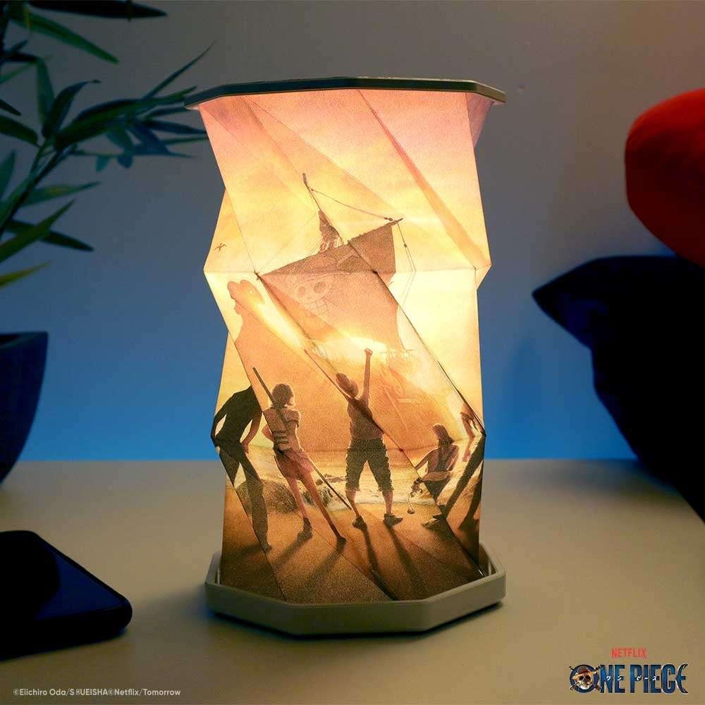 NEMESIS NOW ONE PIECE STRAW HAT FOLDABLE USB LAMP