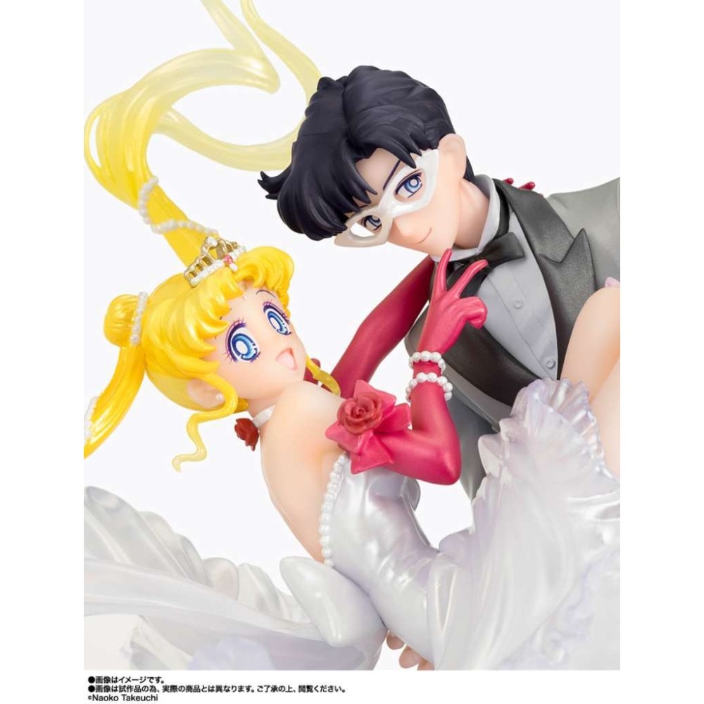 SAILOR MOON USAGI & TUXEDO MASK MOONLIGHT GLOW FIGUARTS ZERO CHOUETTE FIGURE BANDAI