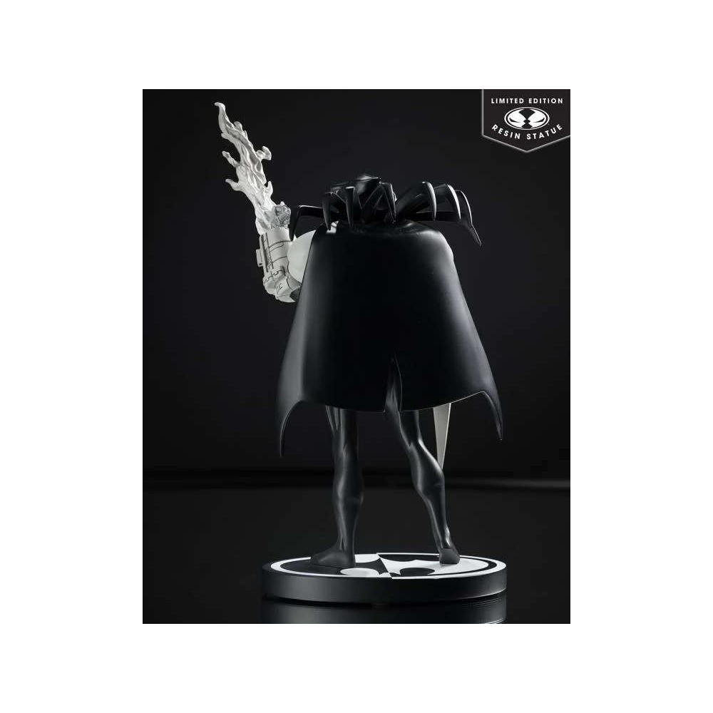 MC FARLANE BATMAN BLACK & WHITE AZRAEL BY JOE QUESADA STATUE RESIN FIGURE