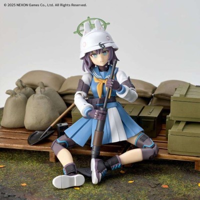 KAITENDOH REVOLTECH BLUE ARCHIVE SAKI PVC 17CM ACTION FIGURE
