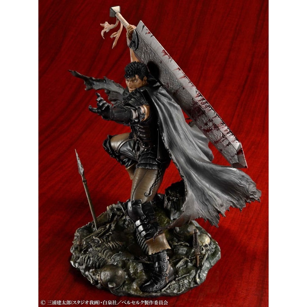 BERSERK GUTS BLACK SWORDSMAN VERSION FIGURE STATUA MEDICOS ENTERTAINMENT