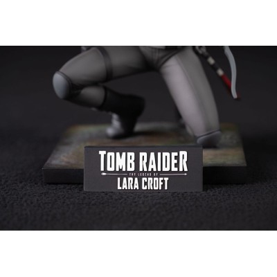 TOMB RAIDER THE LEGEND OF LARA CROFT STATUA FIGURE DARK HORSE