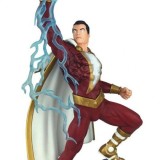 DIAMOND SELECT DC GALLERY - SHAZAM COMICS FIGURE 25 CM STATUE
