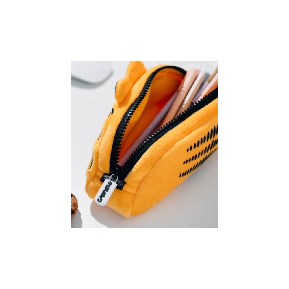 GRUPO ERIK GARFIELD PLUSH PENCIL CASE
