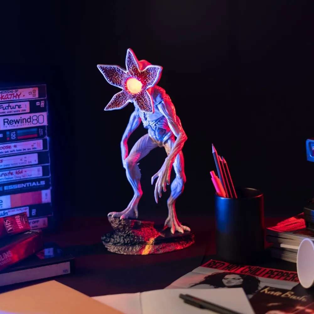 GRUPO ERIK STRANGER THINGS DEMOGORGON LAMP FIGURE