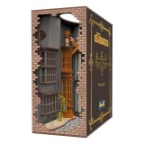 HARRY POTTER TINY ADVENTURES BOOK NOOK MINI DIORAMA DIAGON ALLEY REVELL