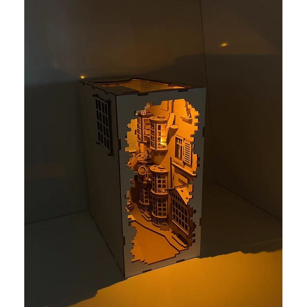 HARRY POTTER TINY ADVENTURES BOOK NOOK MINI DIORAMA DIAGON ALLEY REVELL