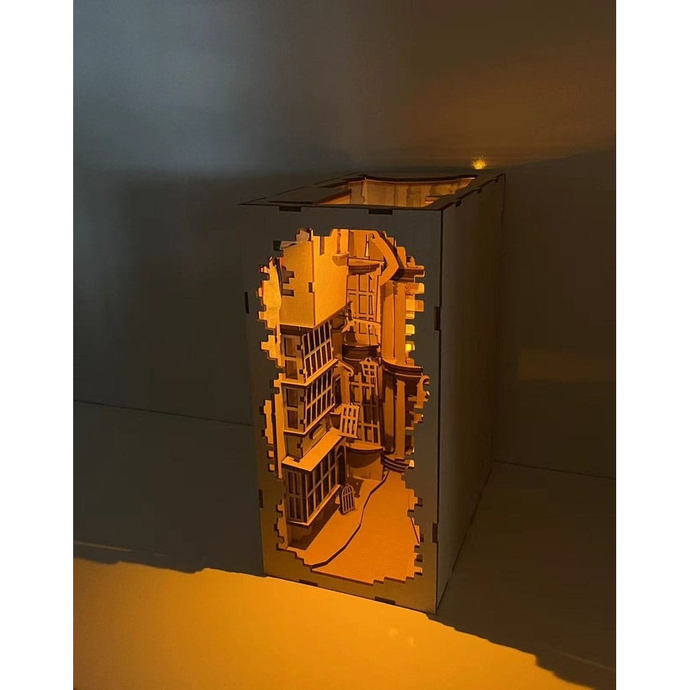 HARRY POTTER TINY ADVENTURES BOOK NOOK MINI DIORAMA DIAGON ALLEY REVELL