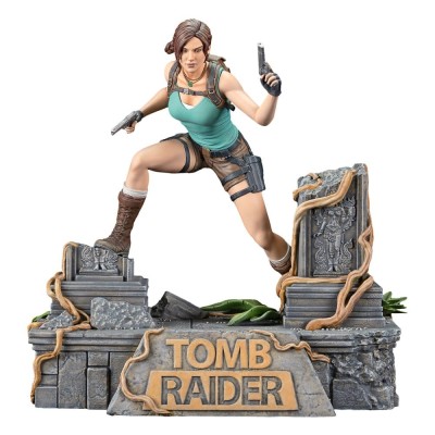 DARK HORSE TOMB RAIDER LARA CROFT STATUE PVC 24CM FIGURE