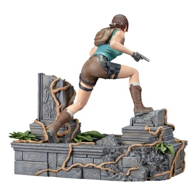 DARK HORSE TOMB RAIDER LARA CROFT STATUE PVC 24CM FIGURE