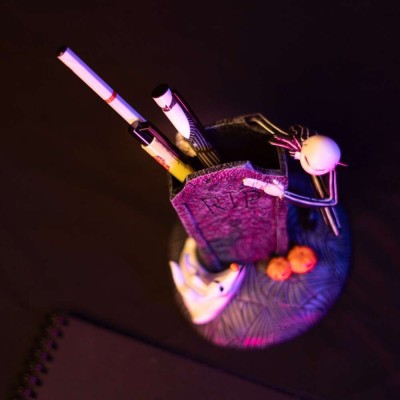GRUPO ERIK THE NIGHTMARE BEFORE CHRISTMAS RESIN PEN HOLDER SET