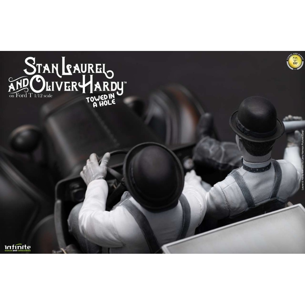 LAUREL AND HARDY ON FORD T 1/12 STATUA FIGURE INFINITE STATUE