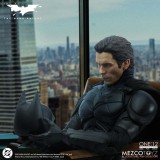 BATMAN THE DARK KNIGHT ONE:12 COLLECTIVE ACTION FIGURE MEZCO TOYS