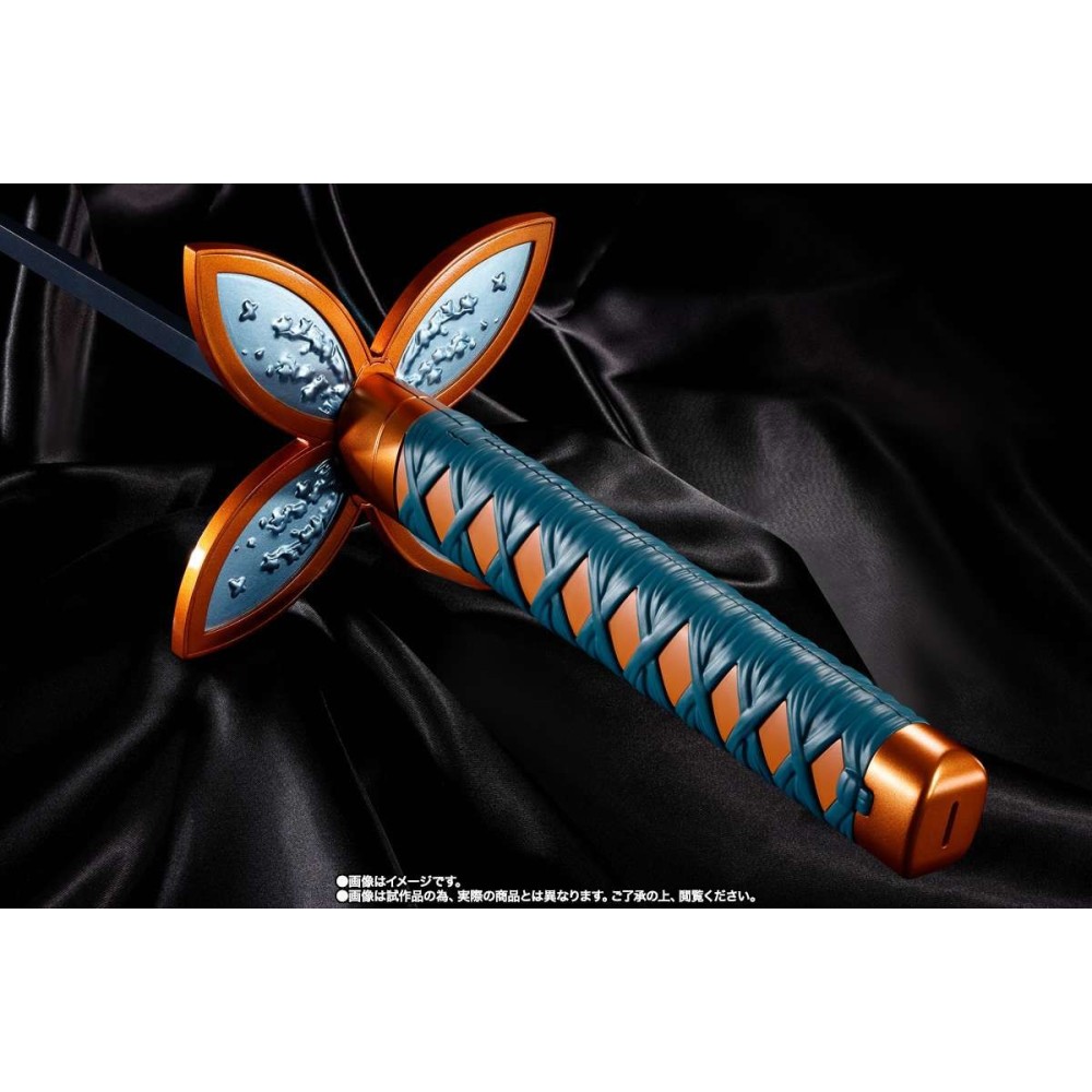 BANDAI DEMON SLAYER NICHIRIN SWORD SHINOBU KOCHO REPLICA PROPLICA