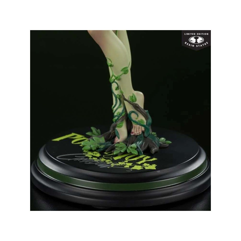 MC FARLANE DC COVER GIRLS POISON IVY BY J. SCOTT CAMPBELL STATUE