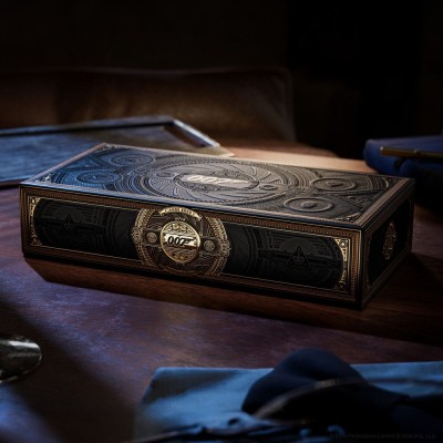 JAMES BOND 007 POKER PLAYING CARDS BOX GOLD EDITION SET 3 MAZZI THEORY11