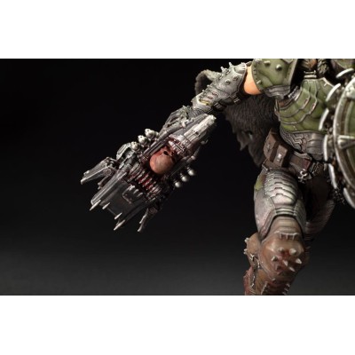 DARK HORSE DOOM THE DARK AGES DOOMSLAYER 25CM PVC STATUE FIGURE