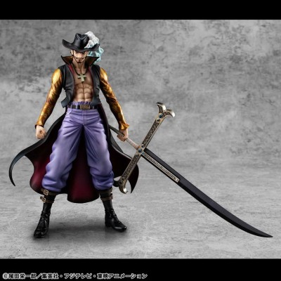 MEGAHOUSE ONE PIECE P.O.P. SERIES DRACULE MIHAWK HAWK EYE STATUE PVC FIGURE