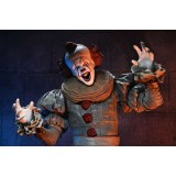 NECA IT WELCOME TO DERRY PENNYWISE 1/4 PVC ACTION FIGURE