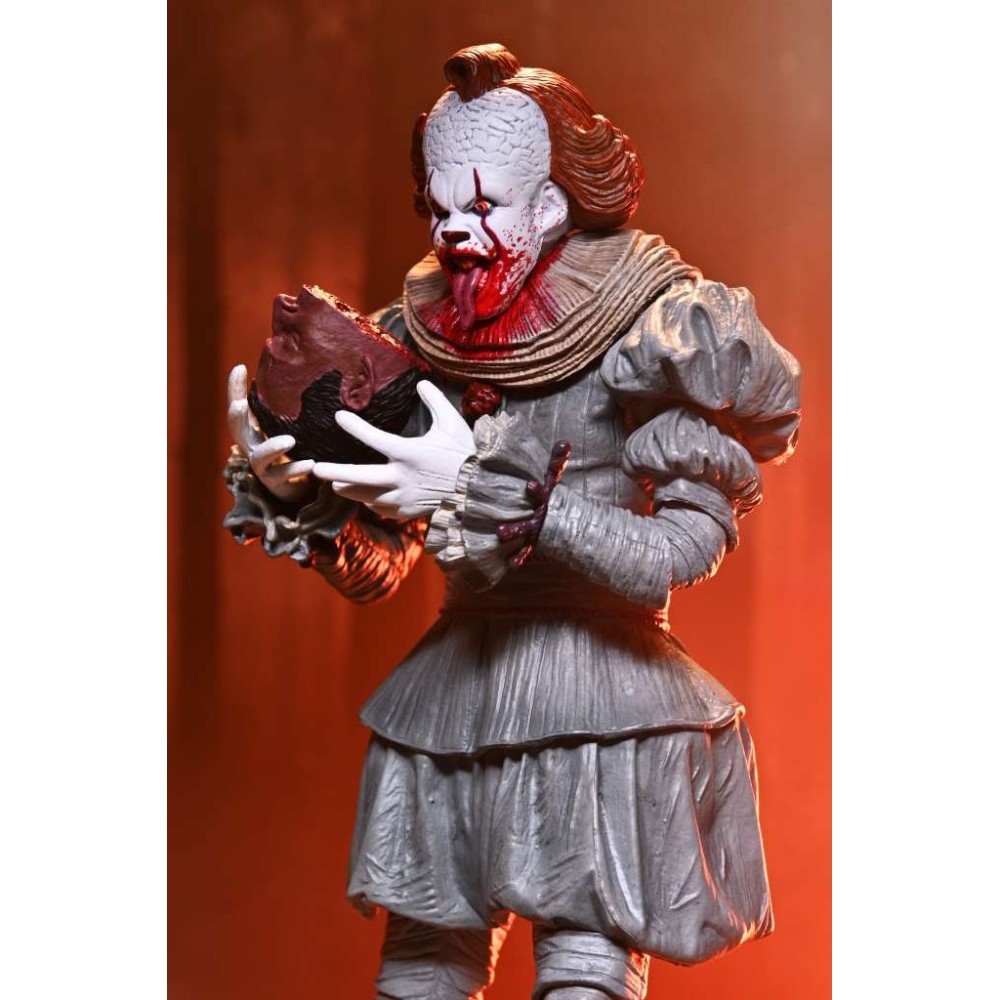 NECA IT WELCOME TO DERRY PENNYWISE PVC ACTION FIGURE