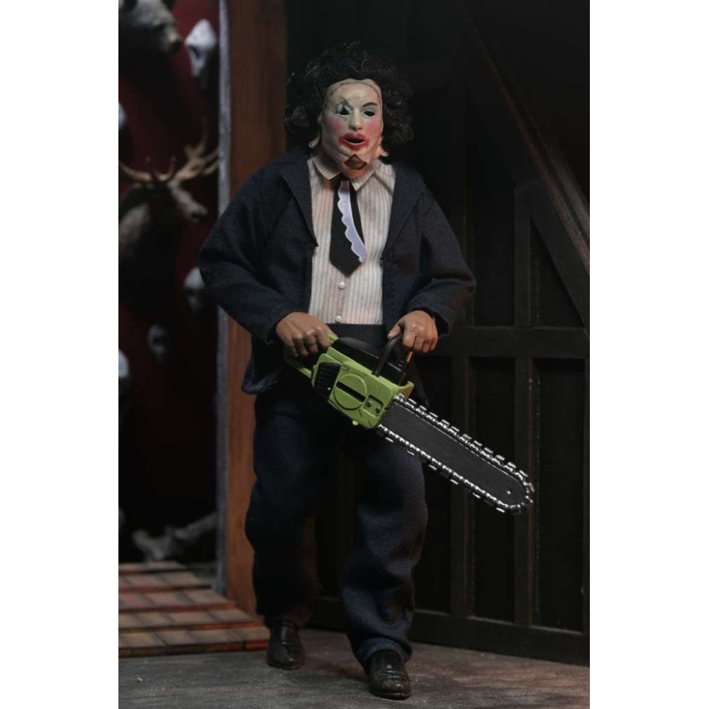 THE TEXAS CHAINSAW MASSACRE LEATHERFACE PRETTY WOMAN ACTION FIGURE NECA