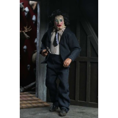THE TEXAS CHAINSAW MASSACRE LEATHERFACE PRETTY WOMAN ACTION FIGURE NECA