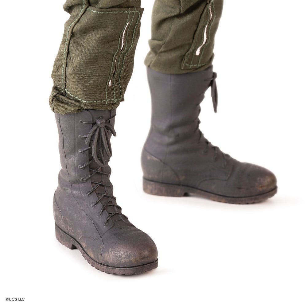 THE THING 1982 MACREADY 30CM ACTION FIGURE MONDO