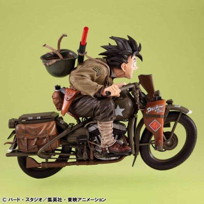DRAGON BALL Z SON GOKU & BIKE DESKTOP REAL MCCOY FIGURE MEGAHOUSE