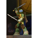 NECA TMNT NINJA TURTLES 2012 LEONARDO ULTIMATE ACTION FIGURE