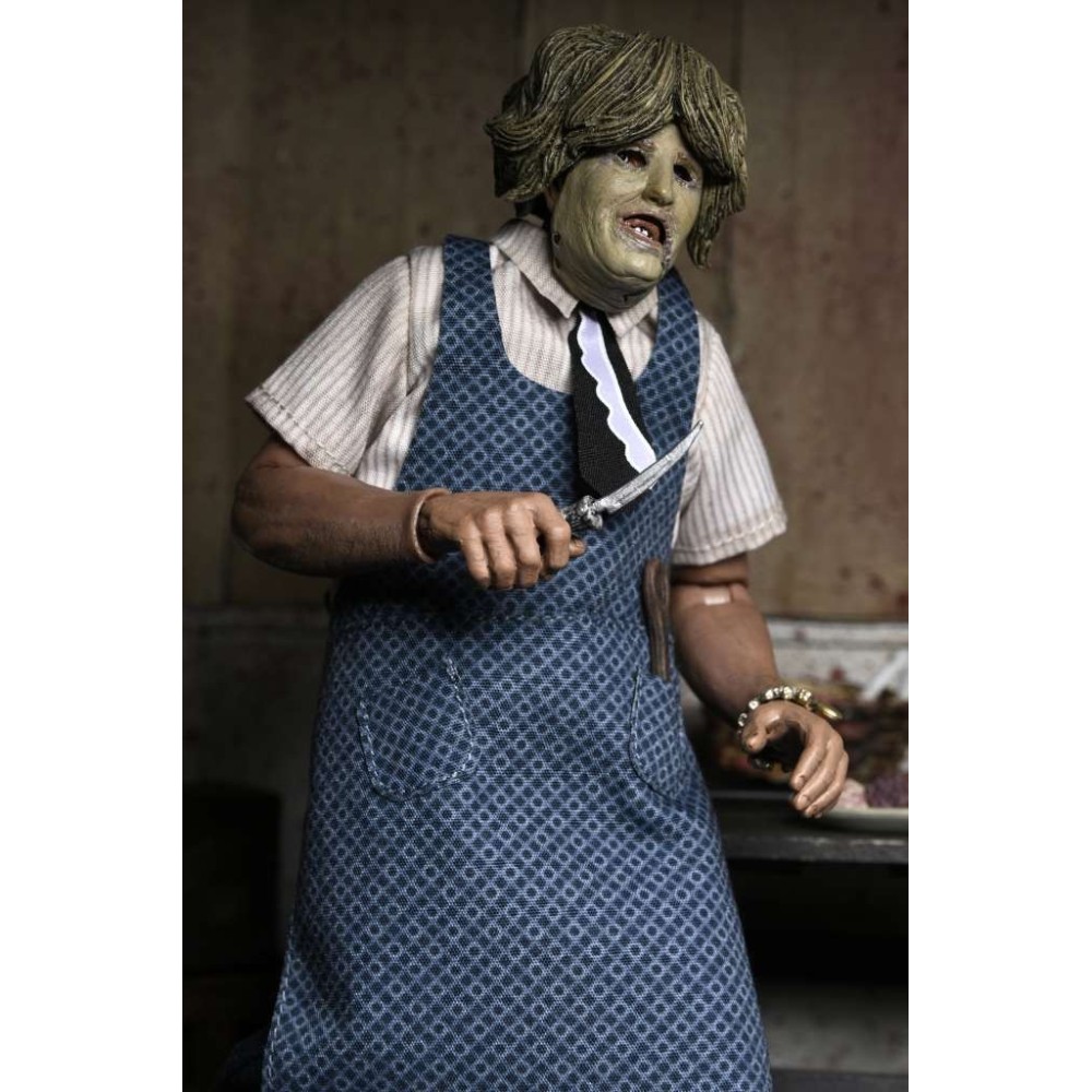 NECA THE TEXAS CHAINSAW MASSACRE LEATHERFACE OLD LADY MASK CLOTHED VERSION ACTION FIGURE