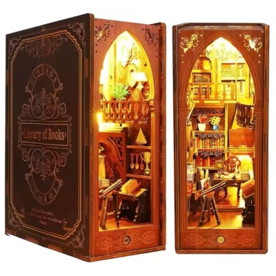BOOK NOOK LIBRARY OF BOOKS MINI DIORAMA