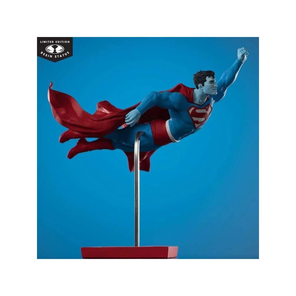 DC DIRECT SUPERMAN RED & BLUE BY LEE BERMEJO STATUA FIGURE MC FARLANE
