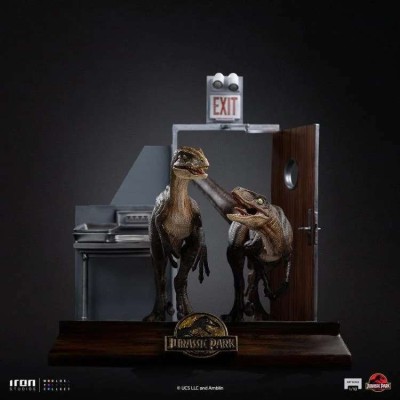 JURASSIC PARK RAPTORS AT THE KITCHEN DOOR ART SCALE 1/10 STATUA FIGURE IRON STUDIOS