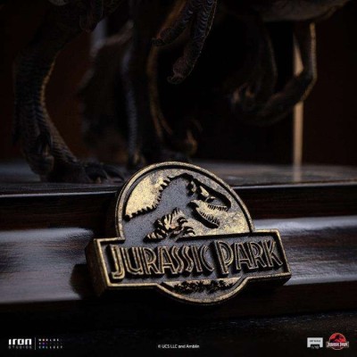 JURASSIC PARK RAPTORS AT THE KITCHEN DOOR ART SCALE 1/10 STATUA FIGURE IRON STUDIOS