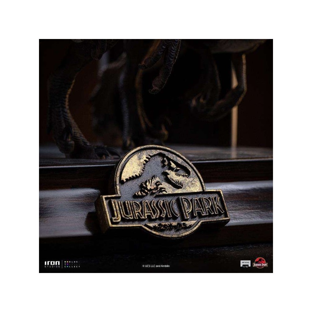 JURASSIC PARK RAPTORS AT THE KITCHEN DOOR ART SCALE 1/10 STATUA FIGURE IRON STUDIOS