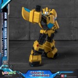 TRANSFORMERS GENERATION ONE BUMBLEBEE MODEL KIT MINI AMK ACTION FIGURE YOLOPARK