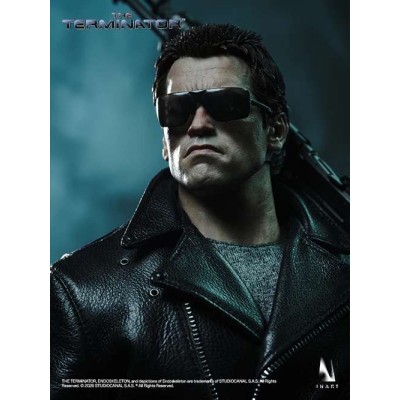THE TERMINATOR T-800 1/6 COLLECTIBLE ACTION FIGURE NECA