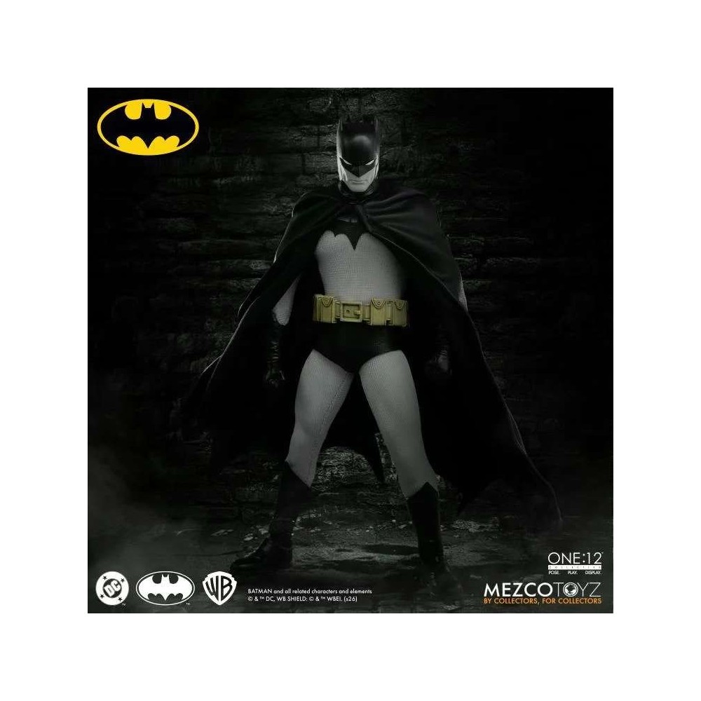 MEZCO TOYS BATMAN YEAR ONE - ONE:12 COLLECTIVE SERIES ACTION FIGURE