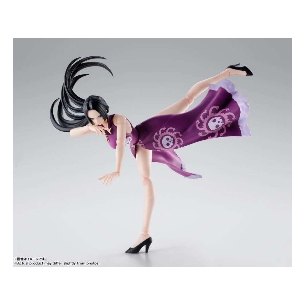 ONE PIECE BOA HANCOCK MARINEFORD S.H. FIGUARTS ACTION FIGURE BANDAI