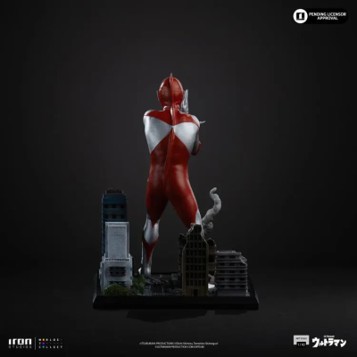 ULTRAMAN ART SCALE 1/10 RESIN STATUE FIGURE