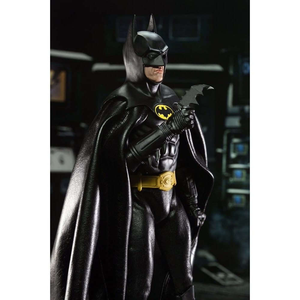 BATMAN RETURNS 1992 BATMAN CLOTHED SERIES ACTION FIGURE