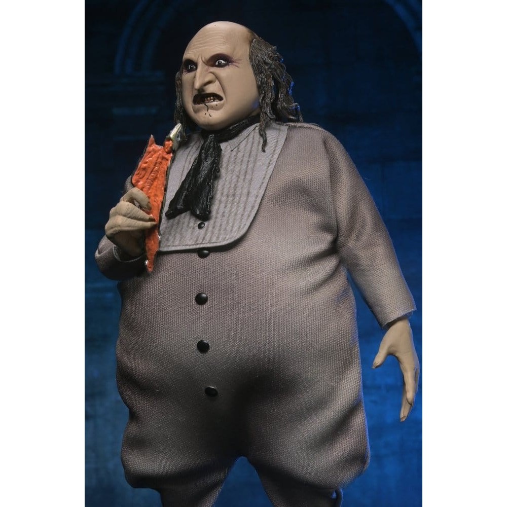 BATMAN RETURNS 1992 THE PENGUIN CLOTHED ACTION FIGURE