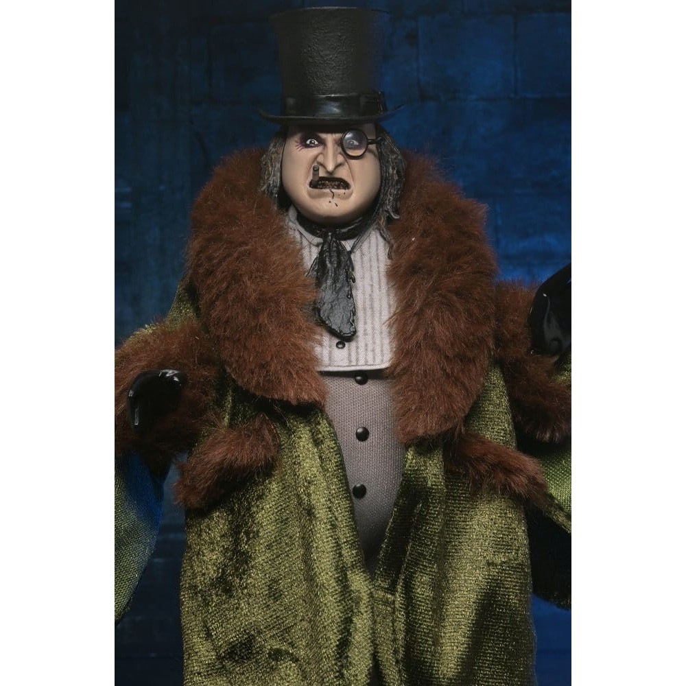 BATMAN RETURNS 1992 THE PENGUIN CLOTHED ACTION FIGURE
