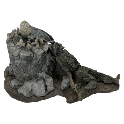 FRIDAY THE 13TH THE GAME PAMELA VOORHEES SHRINE DIORAMA