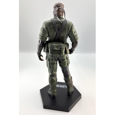 METAL GEAR SOLID SNAKE EATER NAKED SNAKE STATUE FIGURE
