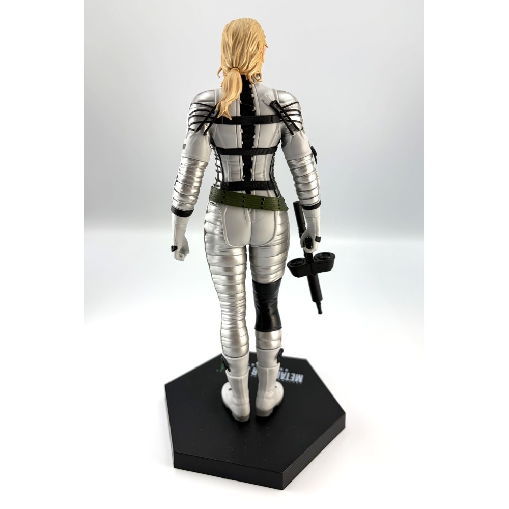 METAL GEAR SOLID SNAKE EATER THE BOSS STATUA FIGURE